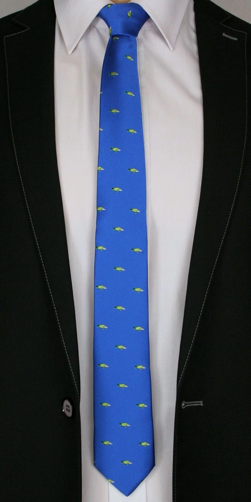 Błękitny Stylowy Krawat -Angelo di Monti- 6 cm, Męski, w Zielone Papugi, Motyw Zwierzęcy