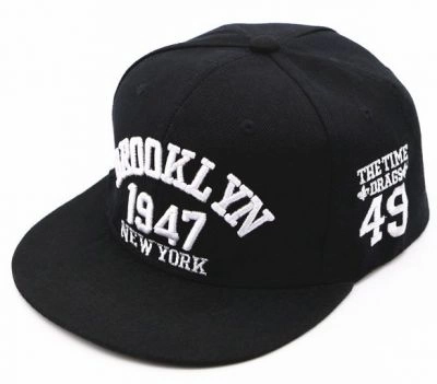 Czapka z Prostym Daszkiem, Czarna, Brooklyn New York, z Regulacją Rozmiaru