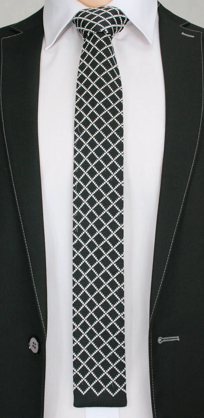Dziergany Krawat Męski Knit w Białą Kratkę, Romby - 5,5 cm - Alties, Czarny